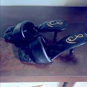 Sam Edelman Black Heels with Elegant Twisted Strap